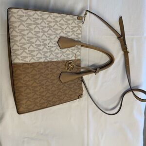 Michael Kors Tan and White Tote Bag